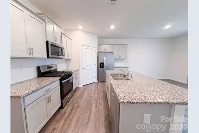 155 Scotsway Court, Troutman, NC 28166 - Photo 2