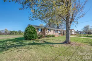 273 Trojan Ln, Forest City, NC 28043 - Photo 2