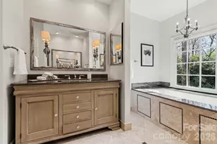 3301 Foxridge Rd, Charlotte, NC 28226 - Photo 26