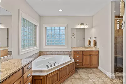 7832 Chapel Creek Drive, Denver, NC 28037 - Photo 16