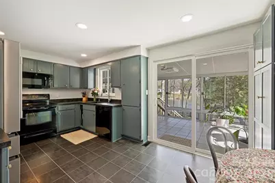 6021 Carpenter Drive, Charlotte, NC 28226 - Photo 6