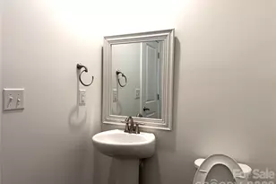 4621 Collingham Dr, Charlotte, NC 28273 - Photo 10