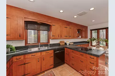 7244 Terrace Drive, Charlotte, NC 28211 - Photo 22
