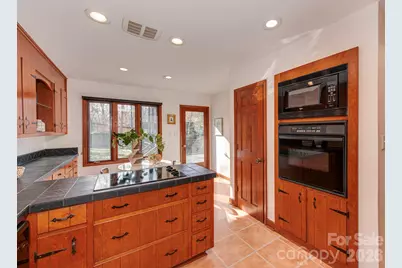 7244 Terrace Drive, Charlotte, NC 28211 - Photo 12