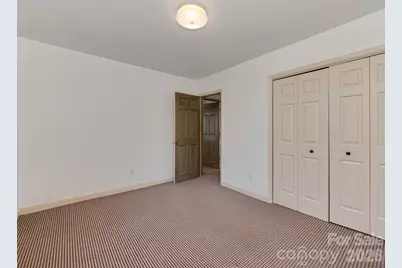 7244 Terrace Drive, Charlotte, NC 28211 - Photo 32