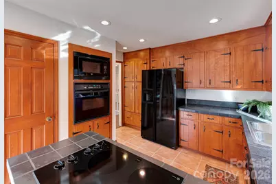 7244 Terrace Drive, Charlotte, NC 28211 - Photo 24