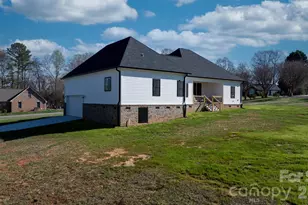 1213 Creek Side Dr, Conover, NC 28613 - Photo 42