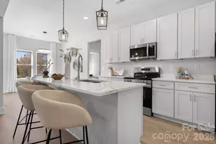 1213 Creek Side Dr, Conover, NC 28613 - Photo 8