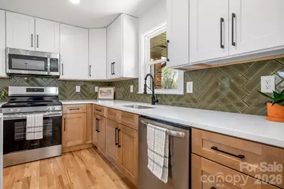 715 Sunridge Drive, Lincolnton, NC 28092 - Photo 6