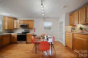 26 Cedar Hill Rd, Asheville, NC 28806 - Photo 10