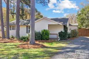 4828 Gilmore Dr, Charlotte, NC 28209 - Photo 2