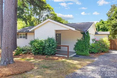 4828 Gilmore Drive, Charlotte, NC 28209 - Photo 2