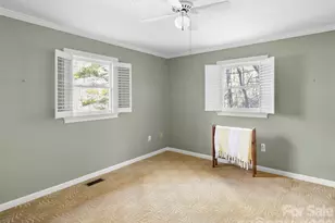 516 Lafayette Ave, Asheville, NC 28805 - Photo 16