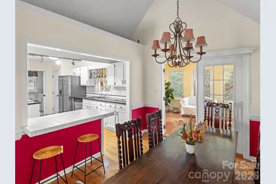 516 Lafayette Avenue, Asheville, NC 28805 - Photo 10