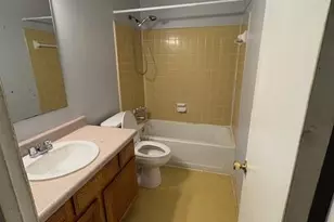 9727 Starwood Dr, Charlotte, NC 28215 - Photo 8