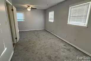 9727 Starwood Dr, Charlotte, NC 28215 - Photo 20