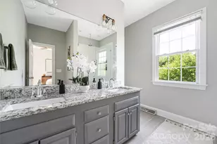 3605 Selwyn Farms Ln, Charlotte, NC 28209 - Photo 18