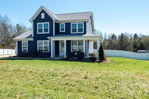 185 Goldenrod Cir, Salisbury, NC 28147 - Photo 2