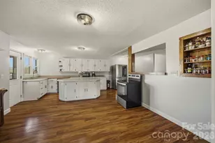 1095 Elm Cir, Granite Falls, NC 28630 - Photo 18