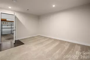 2025 Birchside Dr, Charlotte, NC 28205 - Photo 30