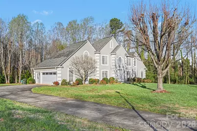 910 Weymouth Drive, Gastonia, NC 28056 - Photo 2