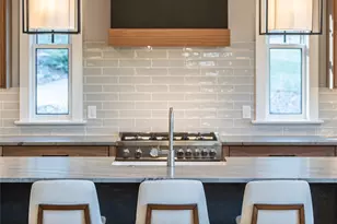 450 Barrington Dr, Asheville, NC 28803 - Photo 6