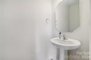 1134 Keydet Dr, Charlotte, NC 28216 - Photo 18