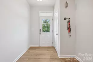 1134 Keydet Dr, Charlotte, NC 28216 - Photo 4