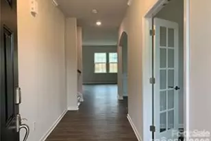 2022 Napa Valley Dr, Waxhaw, NC 28173 - Photo 2