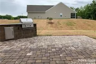 2022 Napa Valley Dr, Waxhaw, NC 28173 - Photo 18