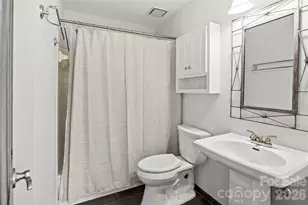 501 Olmsted Park Pl, Charlotte, NC 28203 - Photo 14