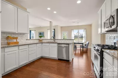 3702 Exbury Gardens Drive, Waxhaw, NC 28173 - Photo 8