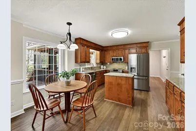 6523 Pensford Lane, Charlotte, NC 28270 - Photo 8