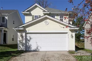 10816 Carstairs St, Charlotte, NC 28213 - Photo 1