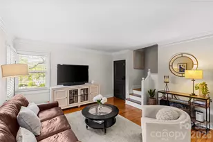 220 Wakefield Dr, Charlotte, NC 28209 - Photo 8