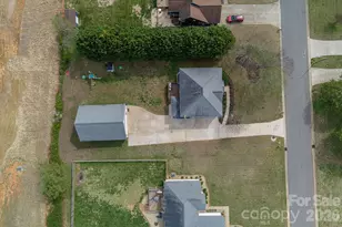 962 Huntington Hills Dr, Lincolnton, NC 28092 - Photo 24