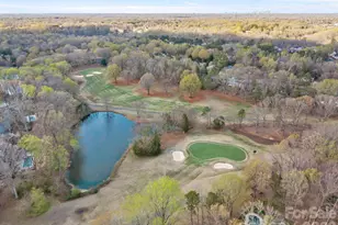 9424 Whitethorn Dr, Charlotte, NC 28277 - Photo 10