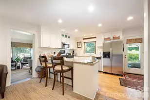 3125 Loma Ln, Charlotte, NC 28205 - Photo 10