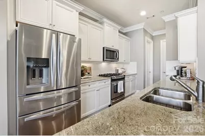 626 Queens Road #102, Charlotte, NC 28207 - Photo 18