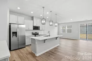 2535 Hedgecliff Rd, Kannapolis, NC 28025 - Photo 4