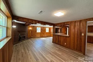 303 Green St, Biscoe, NC 27209 - Photo 4