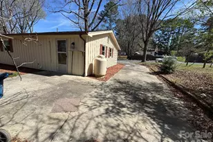 303 Green St, Biscoe, NC 27209 - Photo 14