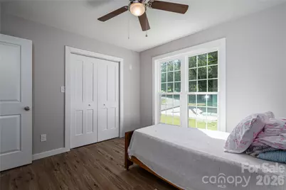 660 W 9th Street, Newton, NC 28658 - Photo 24