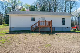 660 W 9th St, Newton, NC 28658 - Photo 34