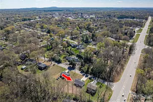 660 W 9th St, Newton, NC 28658 - Photo 34