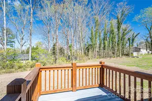 660 W 9th St, Newton, NC 28658 - Photo 26