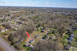 660 W 9th St, Newton, NC 28658 - Photo 38