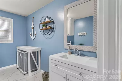 1757 Castlewood Court, Hickory, NC 28602 - Photo 20