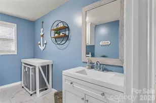 1757 Castlewood Ct, Hickory, NC 28602 - Photo 20