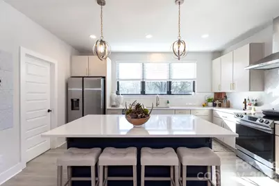 3538 Saker Lane, Charlotte, NC 28211 - Photo 4